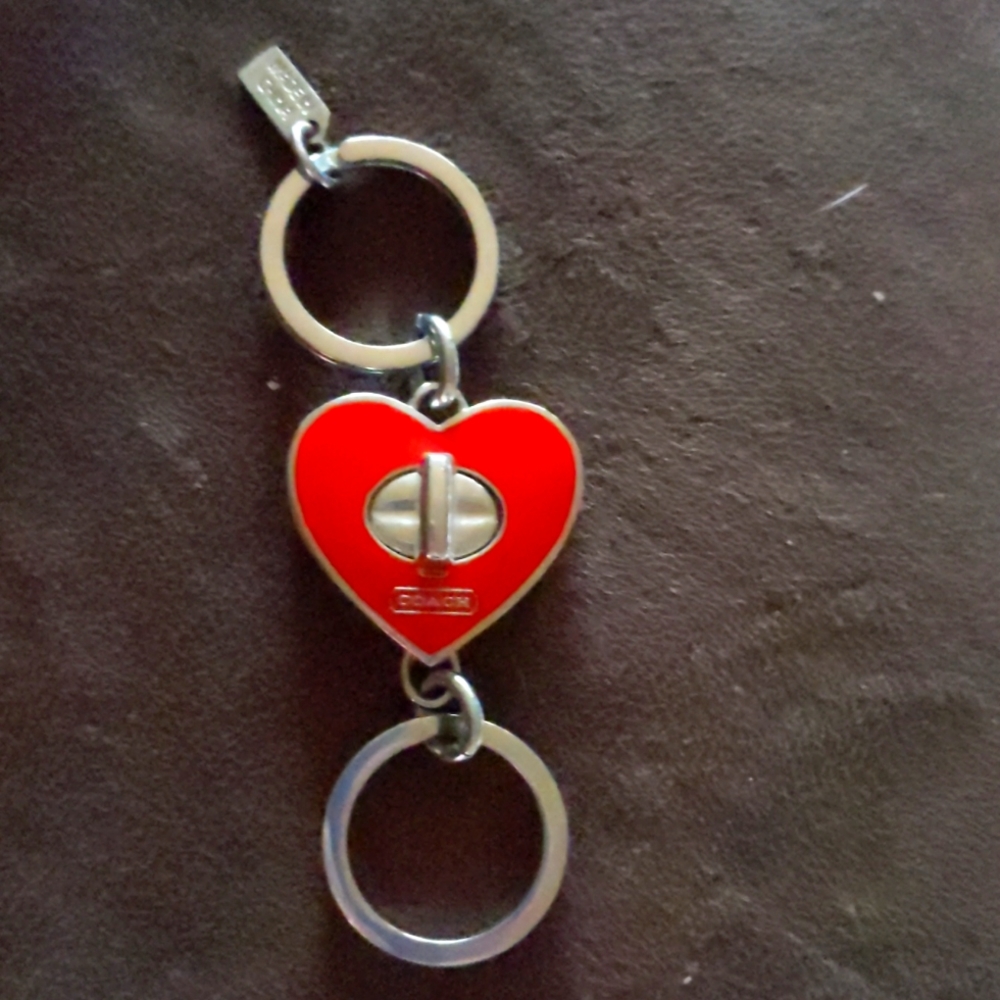 Coach turn lock 2-in-1 valet key fob